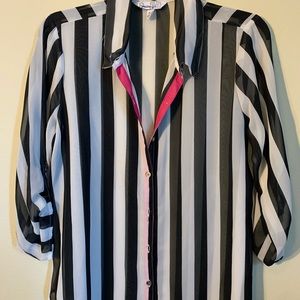 b&w striped button down blouse with 2 hot pink stripes inside